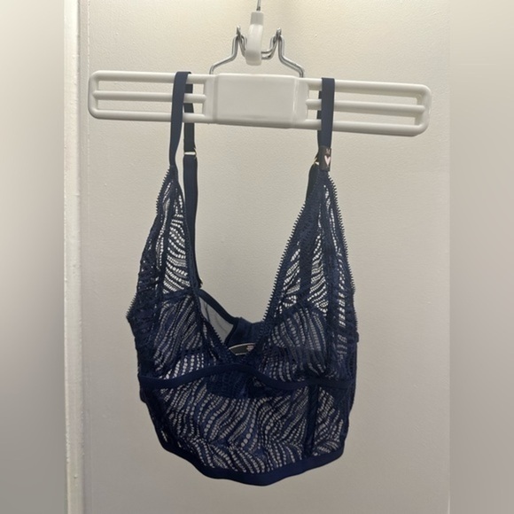 Victoria’s Secret Bralette - Picture 1 of 4